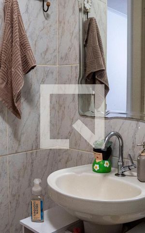 Casa à venda com 220m², 4 quartos e 2 vagasBanheiro 2