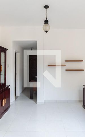 Apartamento à venda com 65m², 2 quartos e sem vagaSala