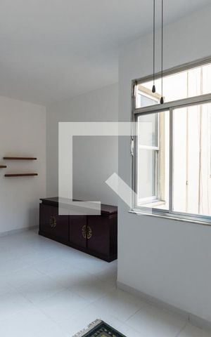 Apartamento à venda com 65m², 2 quartos e sem vagaSala