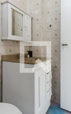 Apartamento à venda com 65m², 2 quartos e sem vagaBanheiro