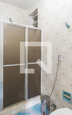 Apartamento à venda com 65m², 2 quartos e sem vagaBanheiro