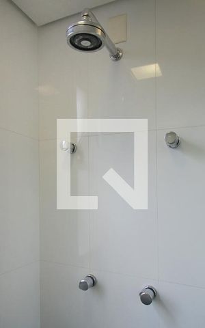 Apartamento para alugar com 105m², 3 quartos e 2 vagasBanheiro da Suíte