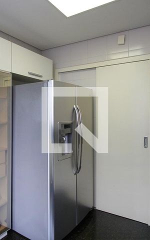 Apartamento para alugar com 105m², 3 quartos e 2 vagasCozinha