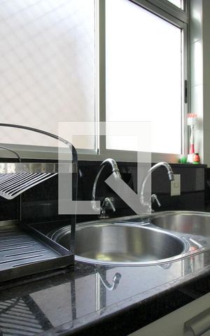 Apartamento para alugar com 105m², 3 quartos e 2 vagasCozinha