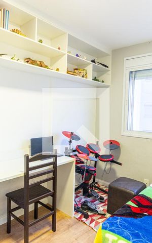 Apartamento à venda com 94m², 3 quartos e 2 vagas Apartamento à venda com 94m², 3 quartos e 2 vagasQuarto