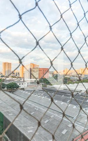 Apartamento à venda com 94m², 3 quartos e 2 vagas Apartamento à venda com 94m², 3 quartos e 2 vagasVaranda gourmet - Vista