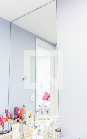 Apartamento à venda com 94m², 3 quartos e 2 vagas Apartamento à venda com 94m², 3 quartos e 2 vagasBanheiro da Suíte 1
