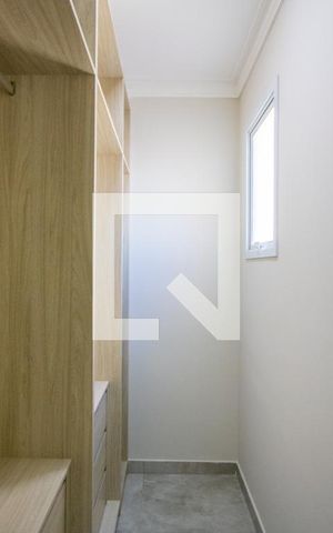 Apartamento para alugar com 59m², 2 quartos e 1 vagaCloset do quarto 1