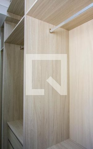 Apartamento para alugar com 59m², 2 quartos e 1 vagaCloset do quarto 1