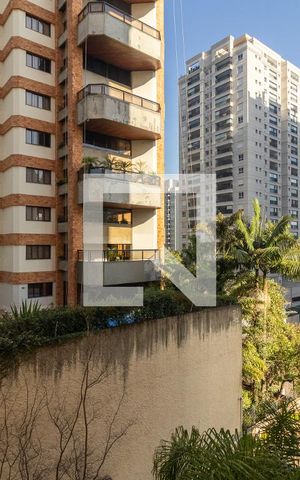 Apartamento à venda com 75m², 3 quartos e 2 vagas Apartamento à venda com 75m², 3 quartos e 2 vagasVista da Varanda da Sala