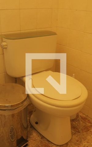 Casa à venda com 190m², 3 quartos e 2 vagasBanheiro Externo