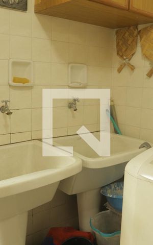Casa à venda com 190m², 3 quartos e 2 vagasÁrea de Serviço