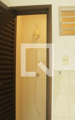Casa à venda com 190m², 3 quartos e 2 vagasBanheiro Externo