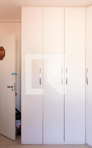 Casa à venda com 182m², 4 quartos e 2 vagas Casa à venda com 182m², 4 quartos e 2 vagasQuarto 1