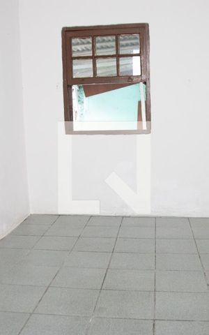 Casa para alugar com 260m², 2 quartos e 1 vaga Casa para alugar com 260m², 2 quartos e 1 vagaSala