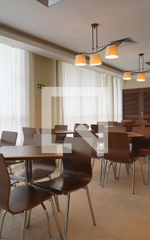 Apartamento para alugar com 135m², 4 quartos e 2 vagasÁrea comum - Salão de festas