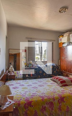 Casa à venda com 300m², 3 quartos e 2 vagas Casa à venda com 300m², 3 quartos e 2 vagassuíte_1