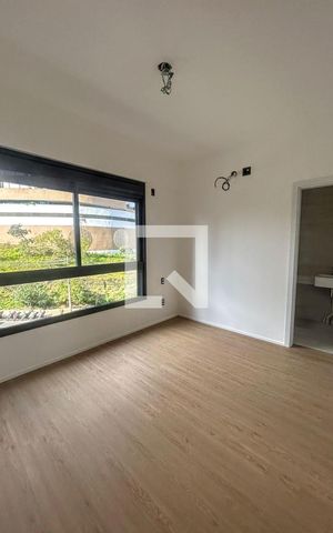 Apartamento à venda com 202m², 4 quartos e 3 vagasQuarto 2