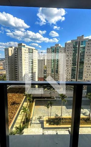 Apartamento à venda com 202m², 4 quartos e 3 vagasVista