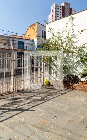 Casa à venda com 198m², 3 quartos e 2 vagasQuintal/Garagem