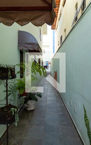 Casa à venda com 198m², 3 quartos e 2 vagasCorredor