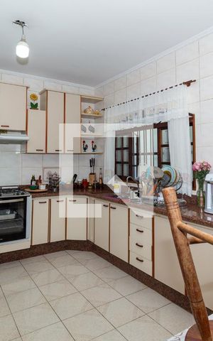 Casa à venda com 198m², 3 quartos e 2 vagasCozinha