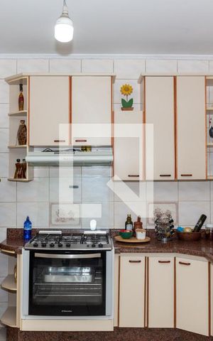 Casa à venda com 198m², 3 quartos e 2 vagasCozinha