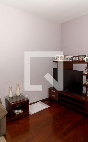 Casa à venda com 198m², 3 quartos e 2 vagasSala