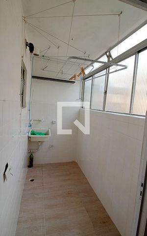 Apartamento à venda com 60m², 3 quartos e 1 vagaÁrea de Serviço