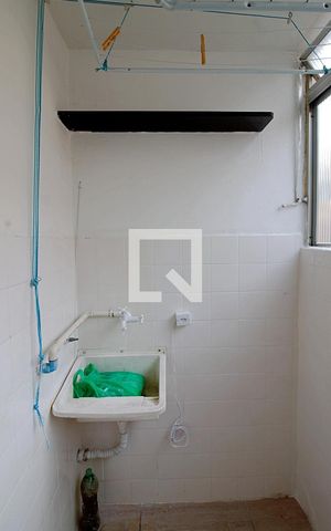 Apartamento à venda com 60m², 3 quartos e 1 vagaÁrea de Serviço