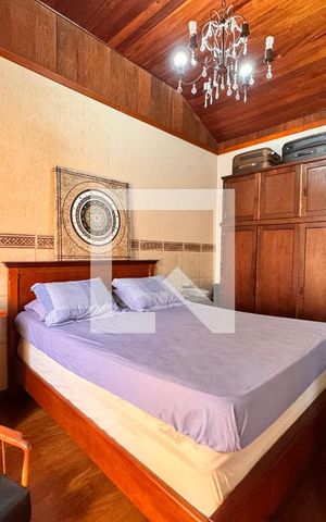 Casa à venda com 175m², 3 quartos e sem vaga Casa à venda com 175m², 3 quartos e sem vagaQuarto 1