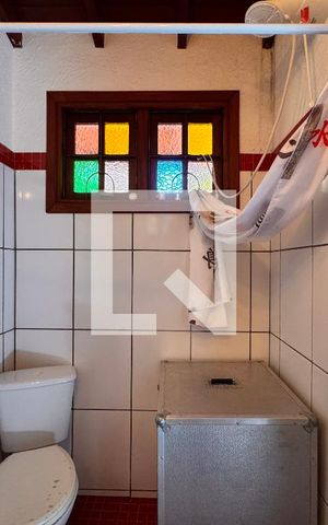 Casa à venda com 175m², 3 quartos e sem vaga Casa à venda com 175m², 3 quartos e sem vagaBanheiro 2