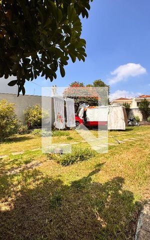 Casa à venda com 175m², 3 quartos e sem vaga Casa à venda com 175m², 3 quartos e sem vagaGaragem