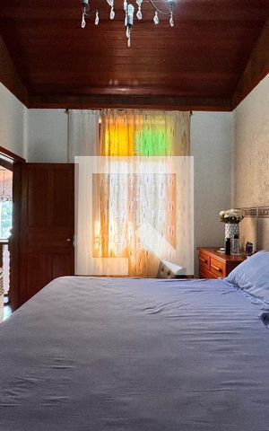 Casa à venda com 175m², 3 quartos e sem vaga Casa à venda com 175m², 3 quartos e sem vagaQuarto 1