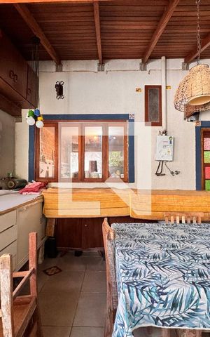 Casa à venda com 175m², 3 quartos e sem vaga Casa à venda com 175m², 3 quartos e sem vagaVaranda