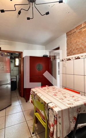 Casa à venda com 175m², 3 quartos e sem vaga Casa à venda com 175m², 3 quartos e sem vagaCozinha