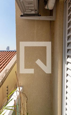 Casa de condomínio à venda com 78m², 2 quartos e 1 vagaVaranda