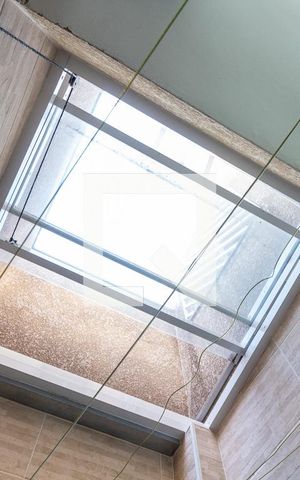 Casa de condomínio à venda com 78m², 2 quartos e 1 vagaÁrea de Serviço