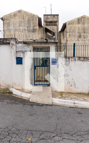 Apartamento à venda com 52m², 2 quartos e 1 vaga Apartamento à venda com 52m², 2 quartos e 1 vagaFachada