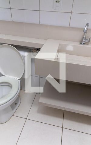Apartamento à venda com 52m², 2 quartos e 1 vaga Apartamento à venda com 52m², 2 quartos e 1 vagaBanheiro