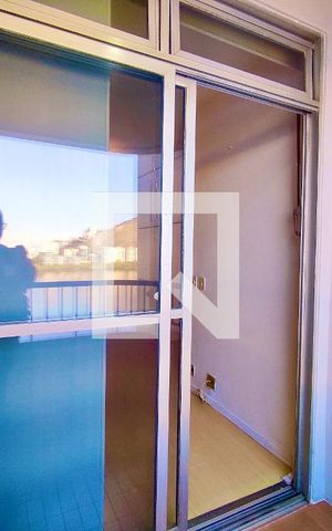 Apartamento para alugar com 125m², 3 quartos e 1 vaga Apartamento para alugar com 125m², 3 quartos e 1 vagaSuíte sacada