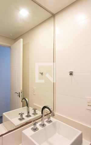 Apartamento à venda com 86m², 3 quartos e 2 vagasBanheiro da Suíte