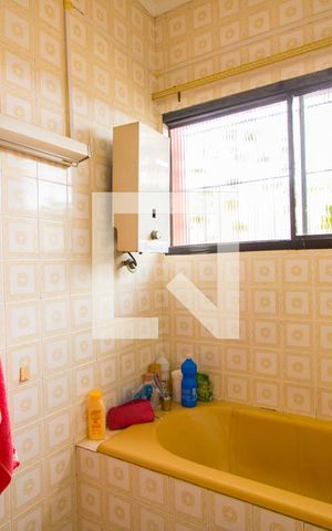 Casa para alugar com 546m², 3 quartos e 6 vagasBanheiro do quarto 1