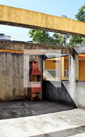 Casa de condomínio à venda com 65m², 2 quartos e 1 vagaÁrea comum