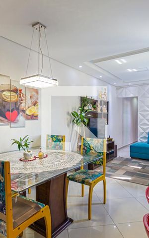 Apartamento à venda com 134m², 2 quartos e 2 vagas Apartamento à venda com 134m², 2 quartos e 2 vagasSala