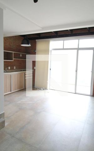 Apartamento para alugar com 60m², 1 quarto e 1 vagaSala