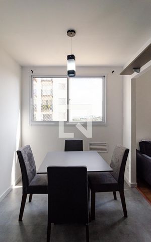 Apartamento à venda com 37m², 2 quartos e sem vaga Apartamento à venda com 37m², 2 quartos e sem vagaSala