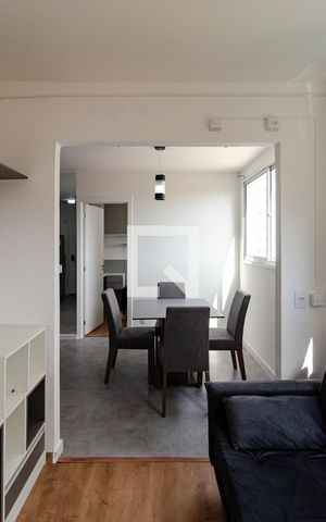 Apartamento à venda com 37m², 2 quartos e sem vaga Apartamento à venda com 37m², 2 quartos e sem vagaSala