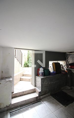 Casa à venda com 158m², 3 quartos e 2 vagasLavanderia