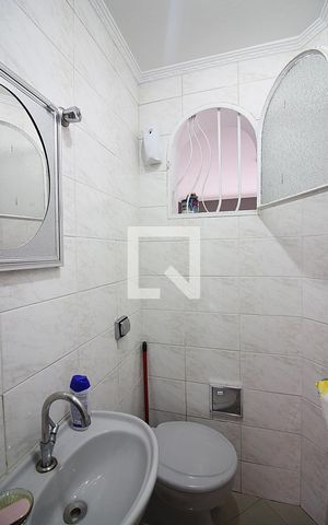 Casa à venda com 158m², 3 quartos e 2 vagasLavabo